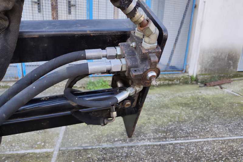 OmecoHub - Immagine CATERPILLAR T9B